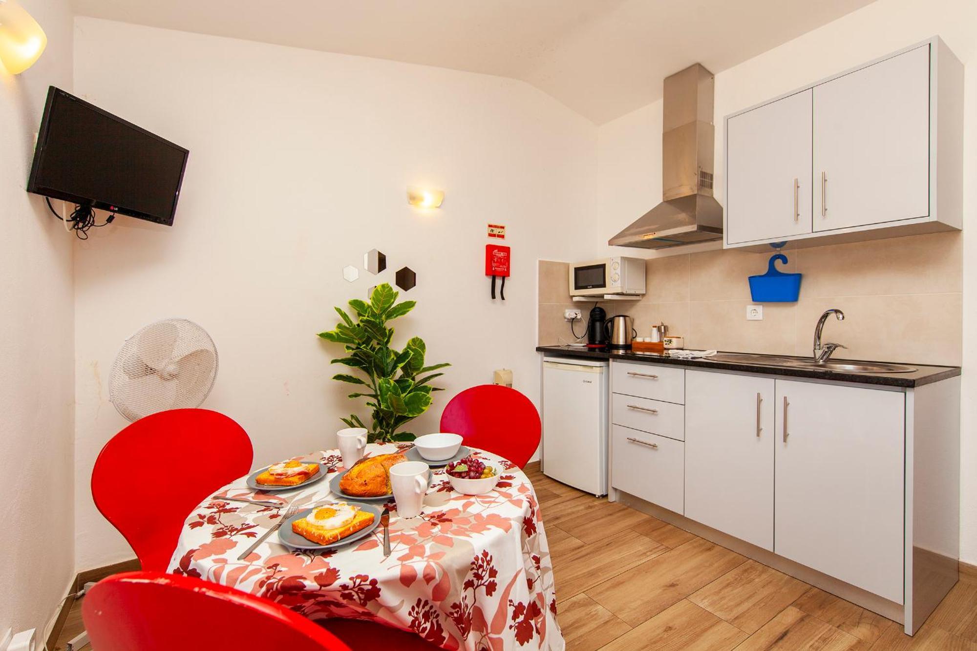 A38 - Rising Sun Top-Floor Flat Lagos Luaran gambar