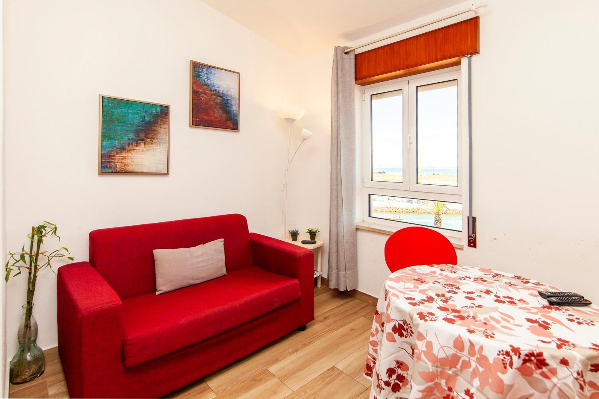 A38 - Rising Sun Top-Floor Flat Lagos Luaran gambar